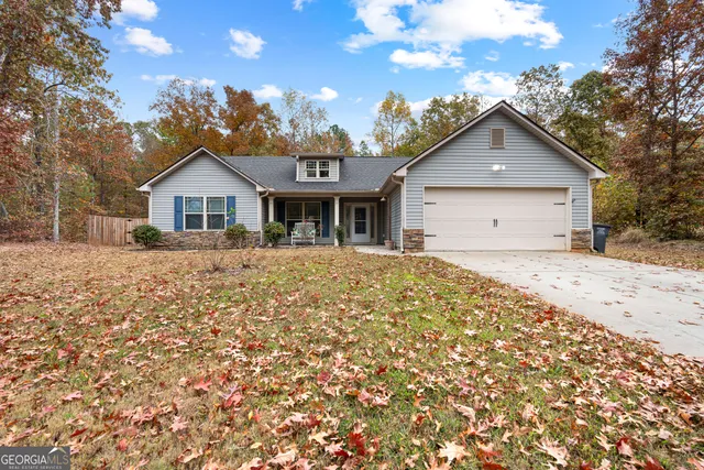 $324,900 | 95 Esther Drive, Grantville, GA 30220