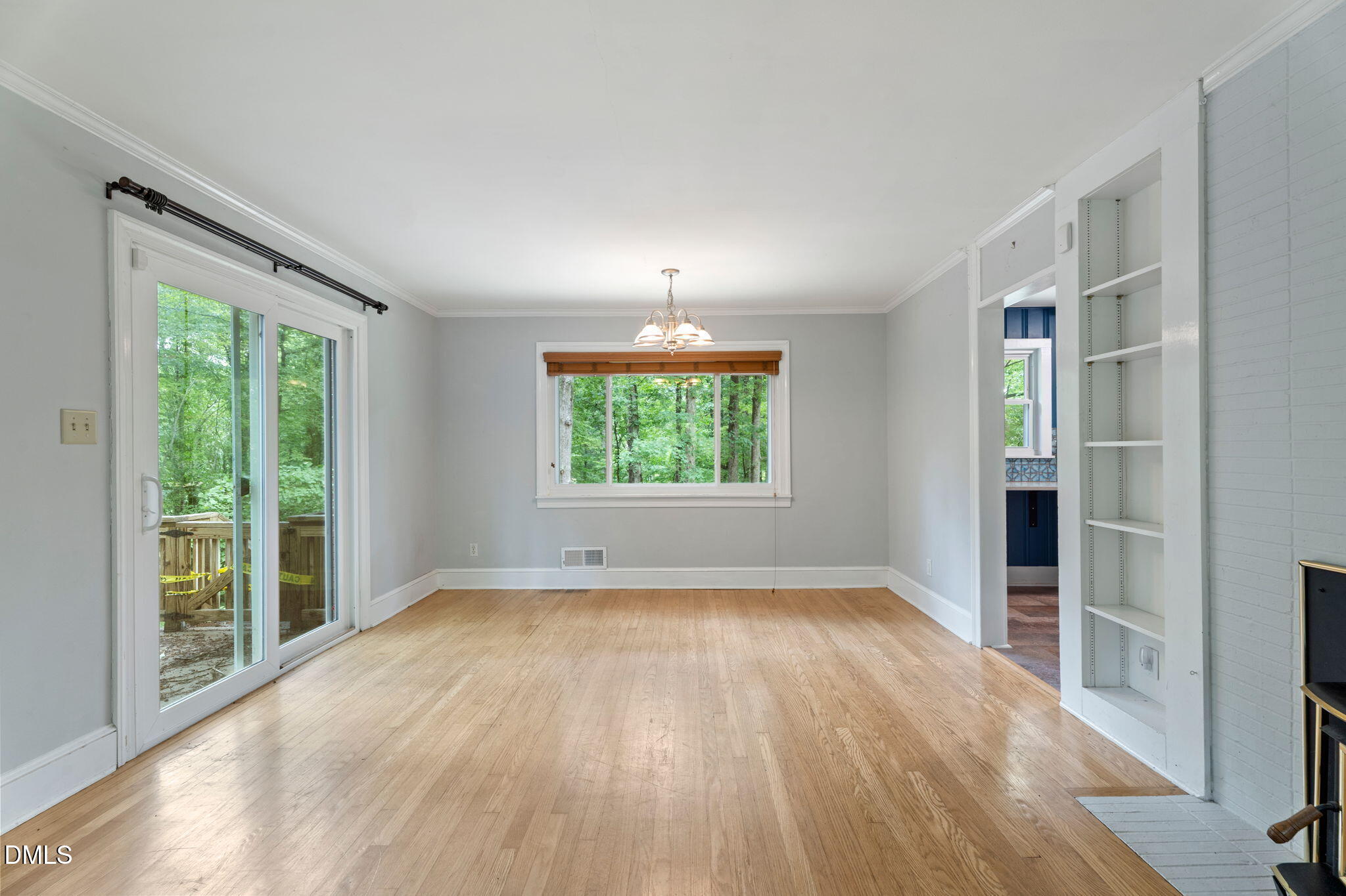 4419 Laurel Hills Road Raleigh, NC 27612 - Photo 9 of 41