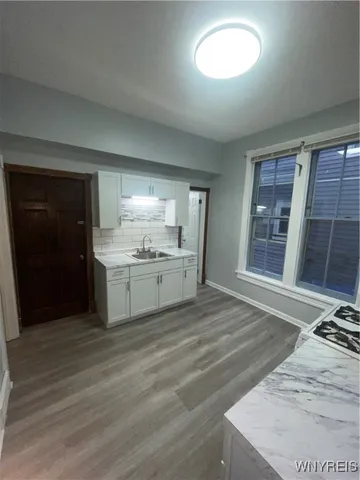 $1,700 | 76 Anderson Place, Buffalo, NY 14222