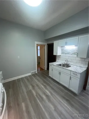 $1,700 | 76 Anderson Place, Buffalo, NY 14222