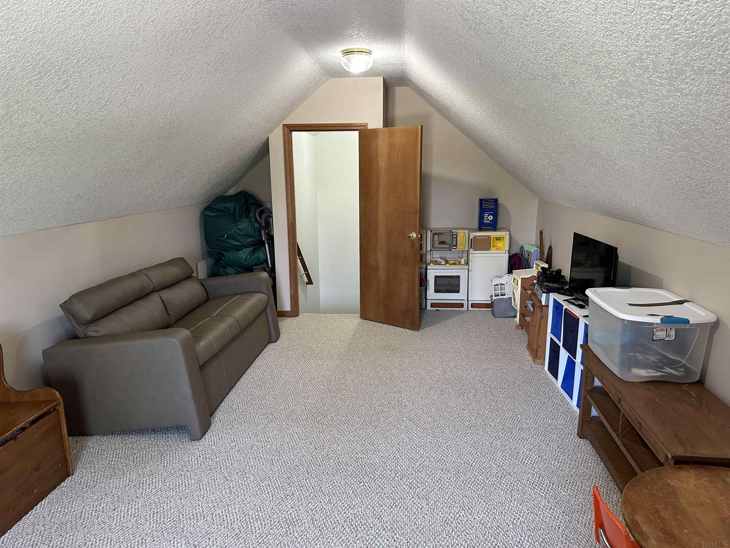 198 North Drive Geneva, IN 46740 - Photo 16 of 24