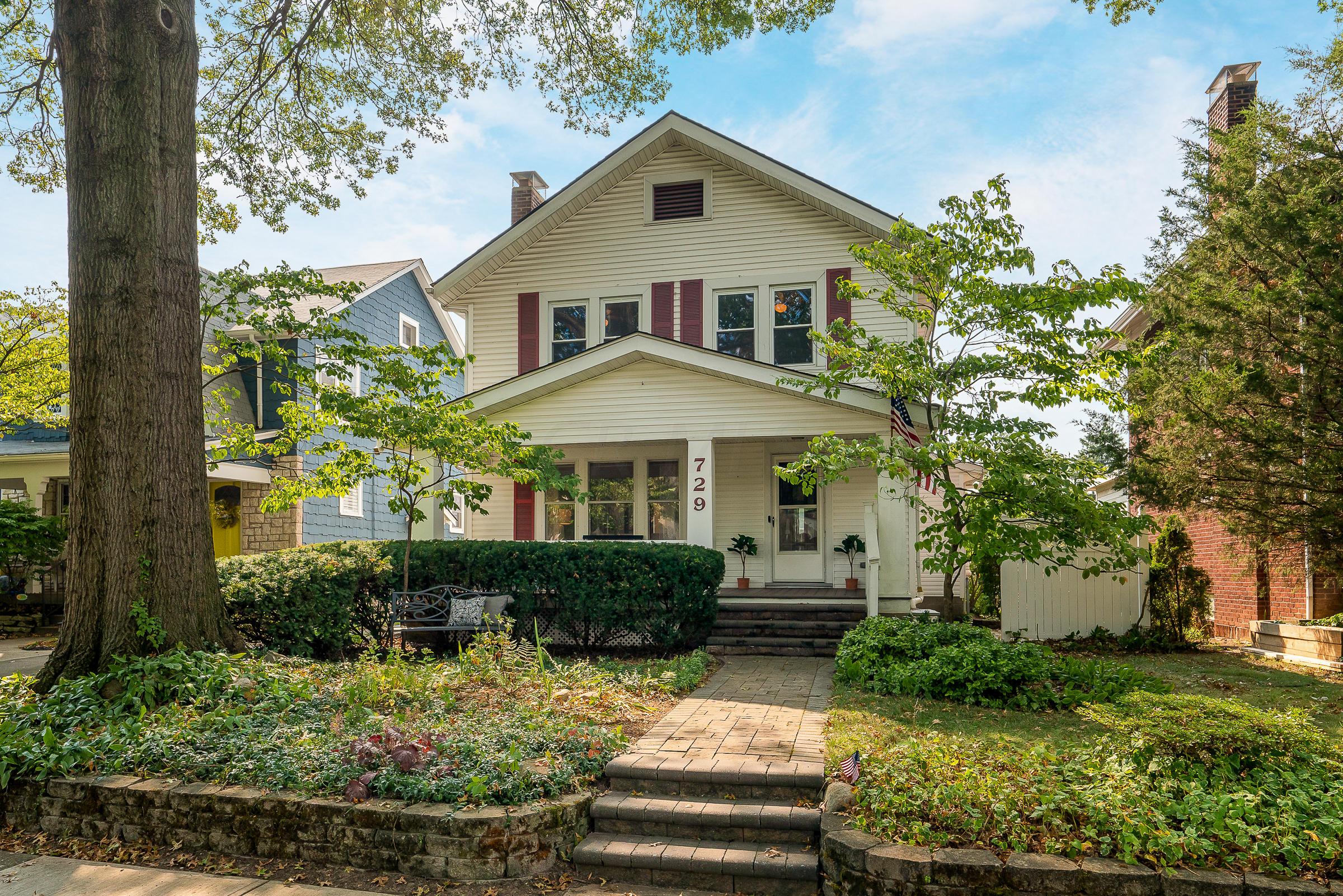 729 South Cassingham Road Columbus, OH 43209 - Photo 1 of 40