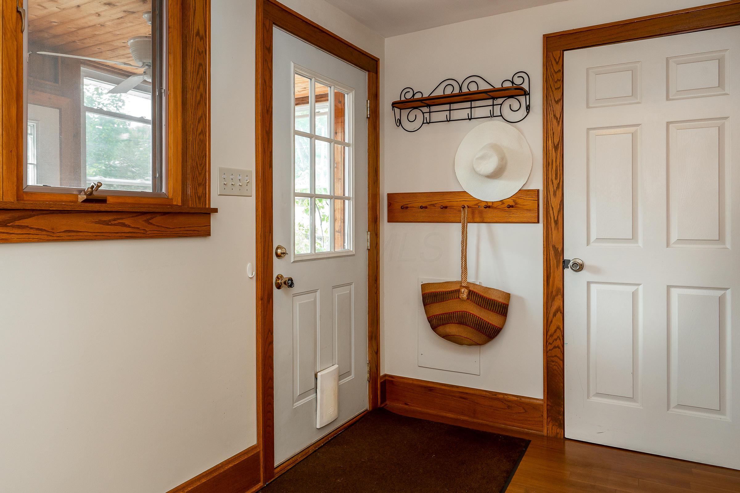 729 South Cassingham Road Columbus, OH 43209 - Photo 13 of 40