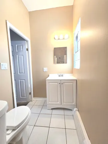 $2,100 | 253 West 118th Street, Chicago, IL 60628