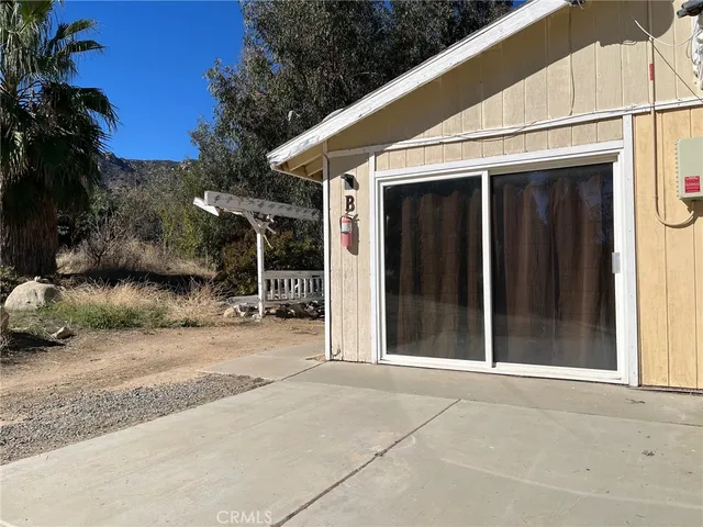 $1,895 | 34655 Borchard Road, Unit B, Lake Elsinore, CA 92530