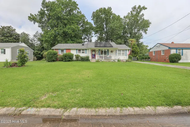 $235,000 | 419 Seminole Trail, Jacksonville, NC 28540