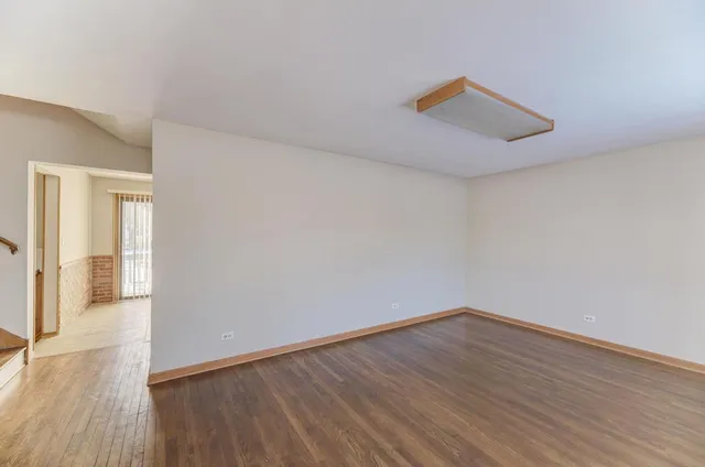 $429,900 | 28W313 Batavia Road, Warrenville, IL 60555