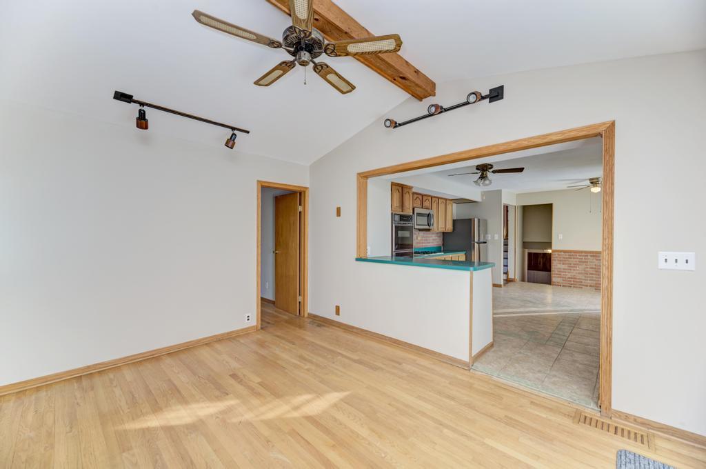 28W313 Batavia Road Warrenville, IL 60555 - Photo 22 of 47