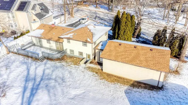 $429,900 | 28W313 Batavia Road, Warrenville, IL 60555