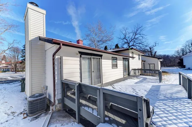 $429,900 | 28W313 Batavia Road, Warrenville, IL 60555