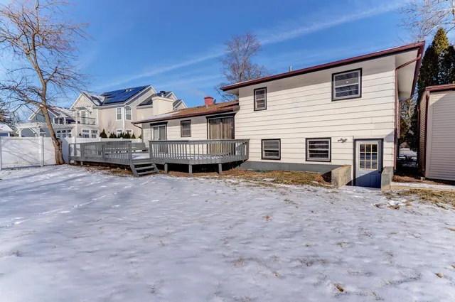 $429,900 | 28W313 Batavia Road, Warrenville, IL 60555