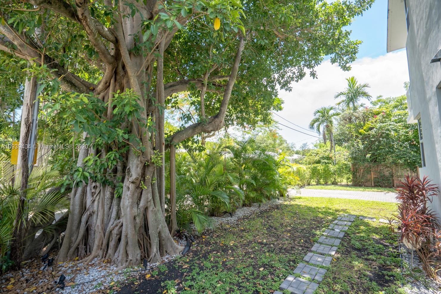 795 Northeast 70th Street Miami, FL 33138 - Photo 46 of 64