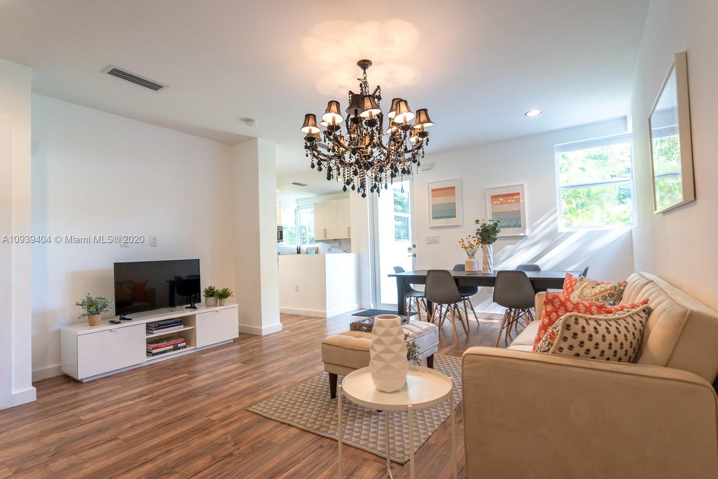 795 Northeast 70th Street Miami, FL 33138 - Photo 5 of 64