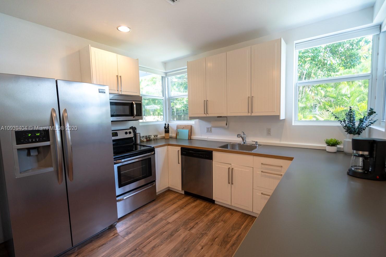 795 Northeast 70th Street Miami, FL 33138 - Photo 8 of 64