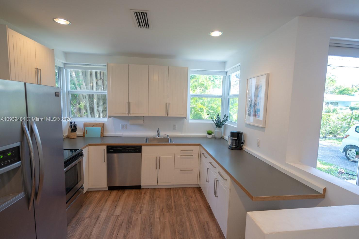 795 Northeast 70th Street Miami, FL 33138 - Photo 10 of 64