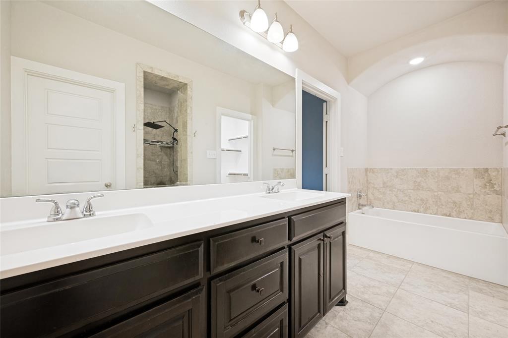 44 Kramer Lane Sanger, TX 76266 - Photo 15 of 27 Gallery Image 15