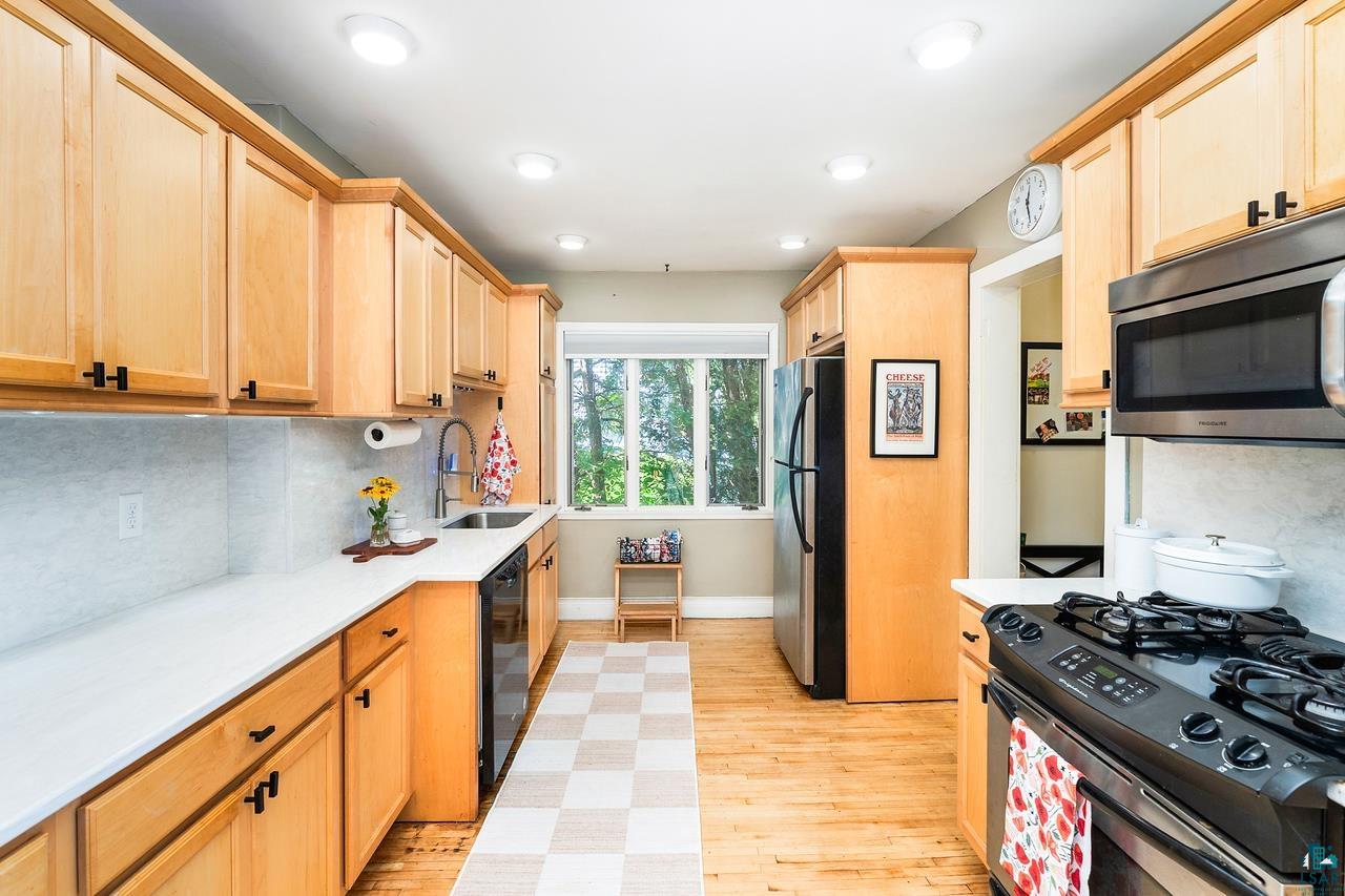4731 Oneida Street Duluth, MN 55804 - Photo 16 of 58 Gallery Image 16