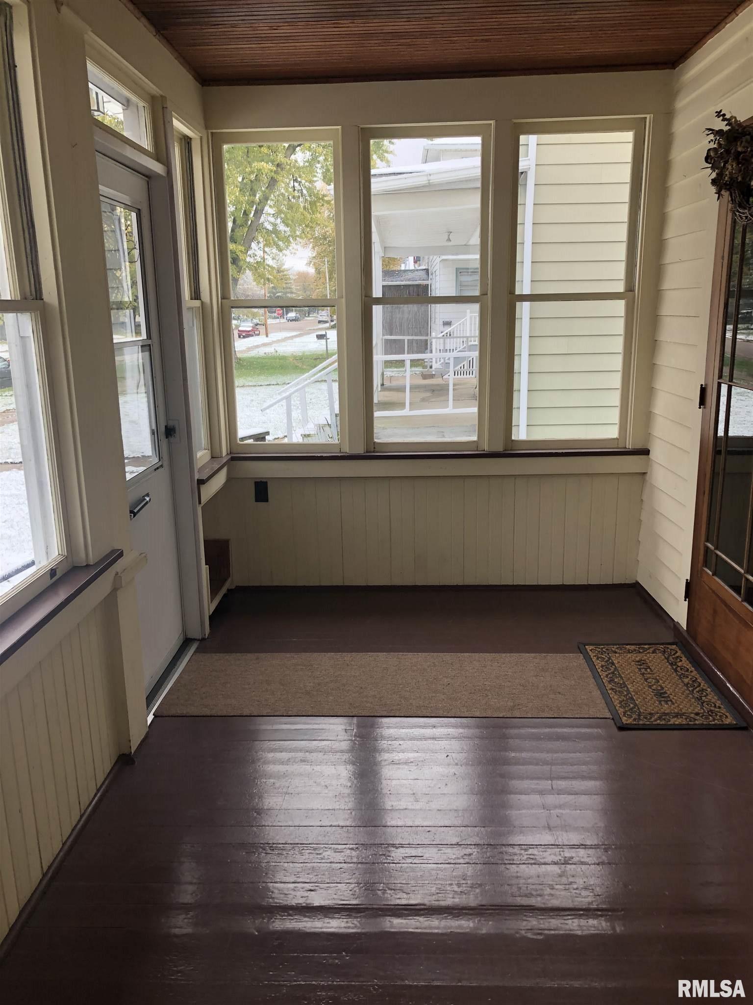 525 South 4th Street Clinton, IA 52732 - Photo 10 of 12 Gallery Image 10