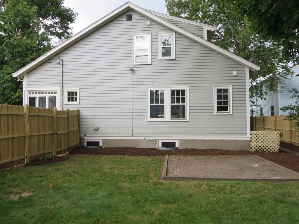 12 Star Road Newton, MA 02465 - Photo 3 of 12