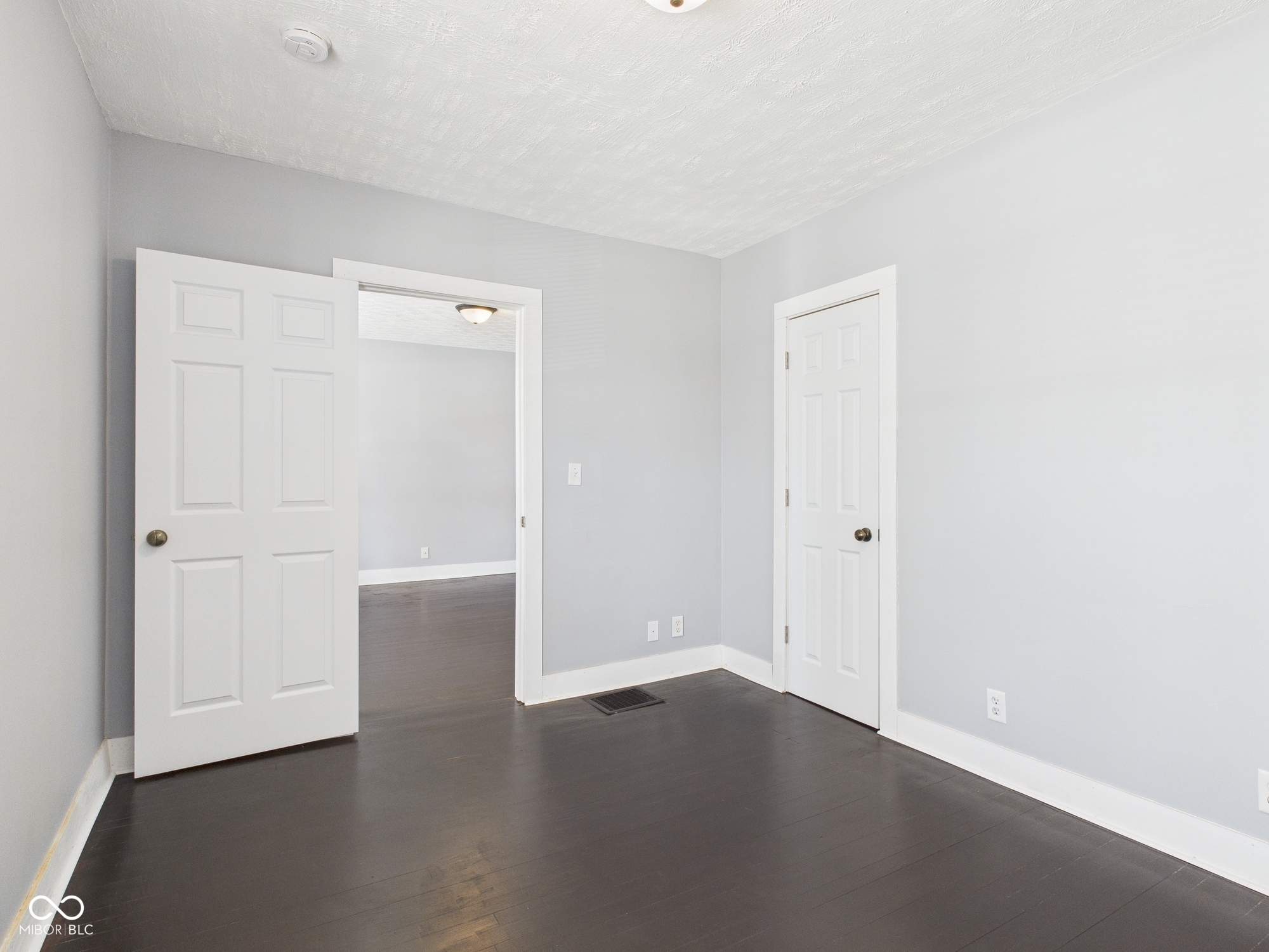 1728 Noble Street Anderson, IN 46016 - Photo 15 of 32
