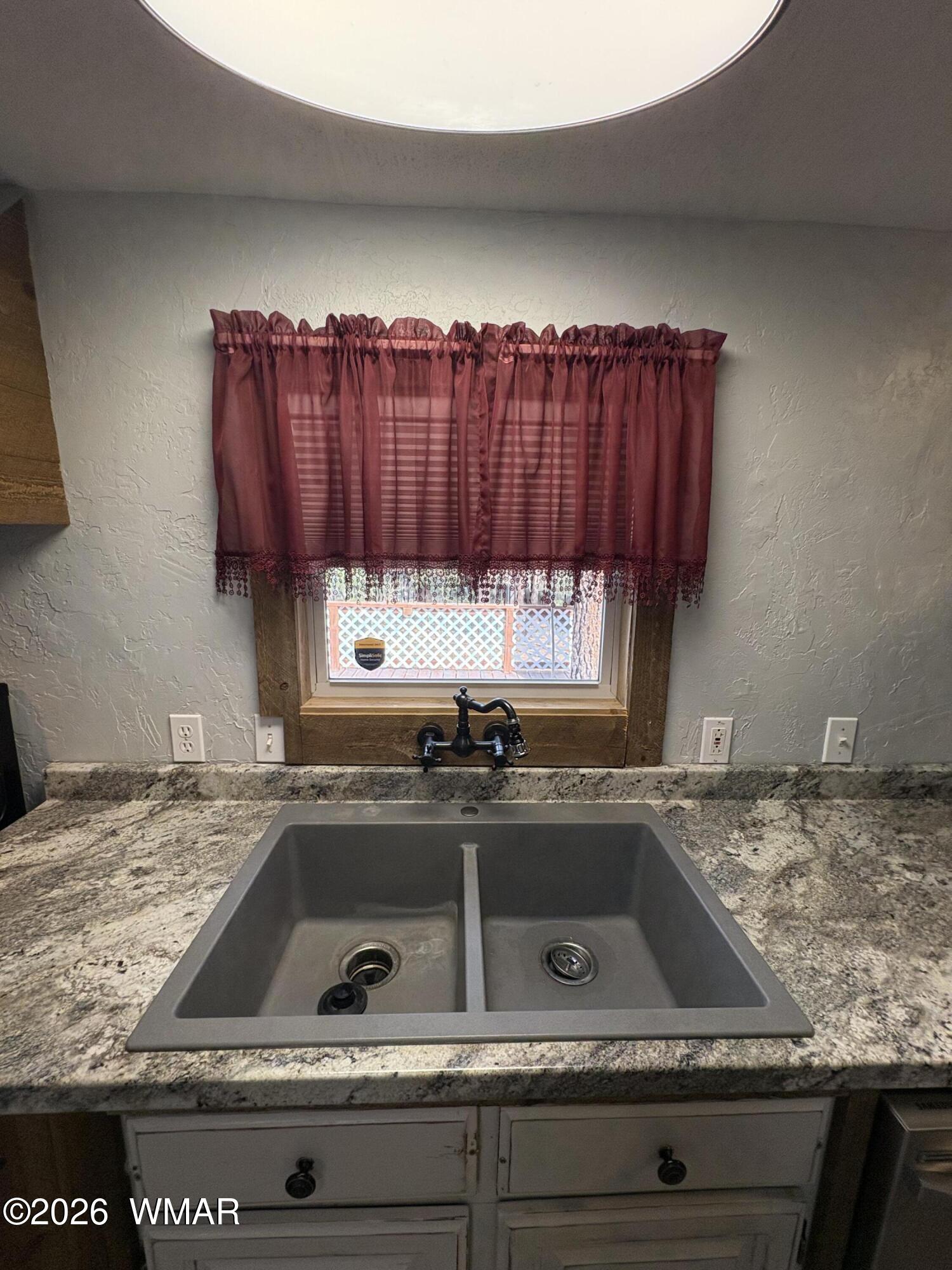 2800 South White Mountain Road, Unit 76 Show Low, AZ 85901 - Photo 6 of 14