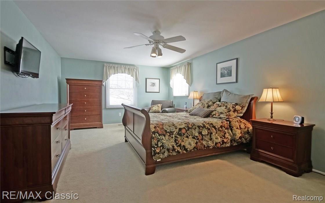 11799 Wildwing Road Plymouth, MI 48170 - Photo 23 of 26 23-photo-web-1680x1050-151676.jpg