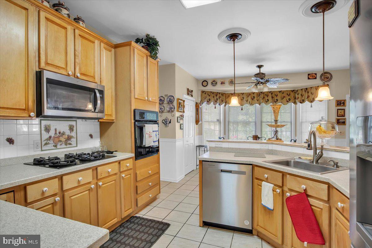 700 South Fairview Street Riverside, NJ 08075 - Photo 13 of 46