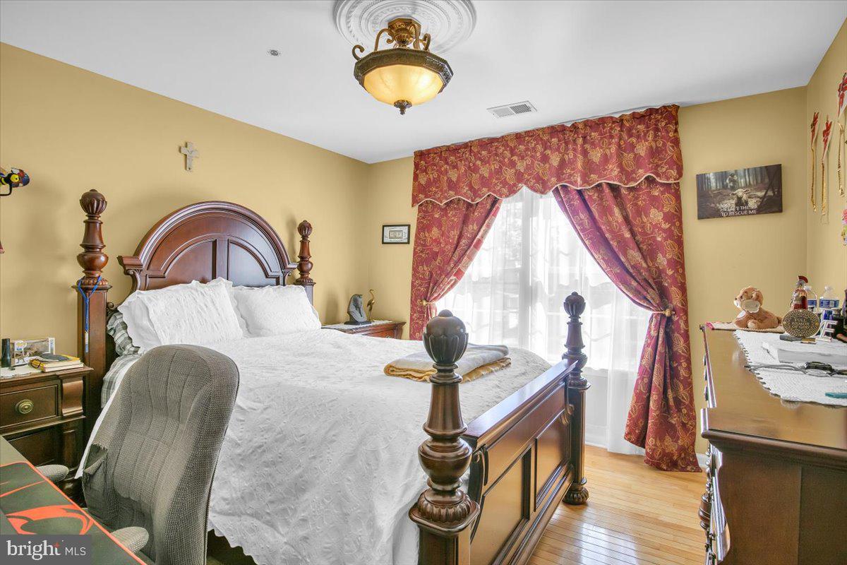 700 South Fairview Street Riverside, NJ 08075 - Photo 28 of 46 Bedroom 3