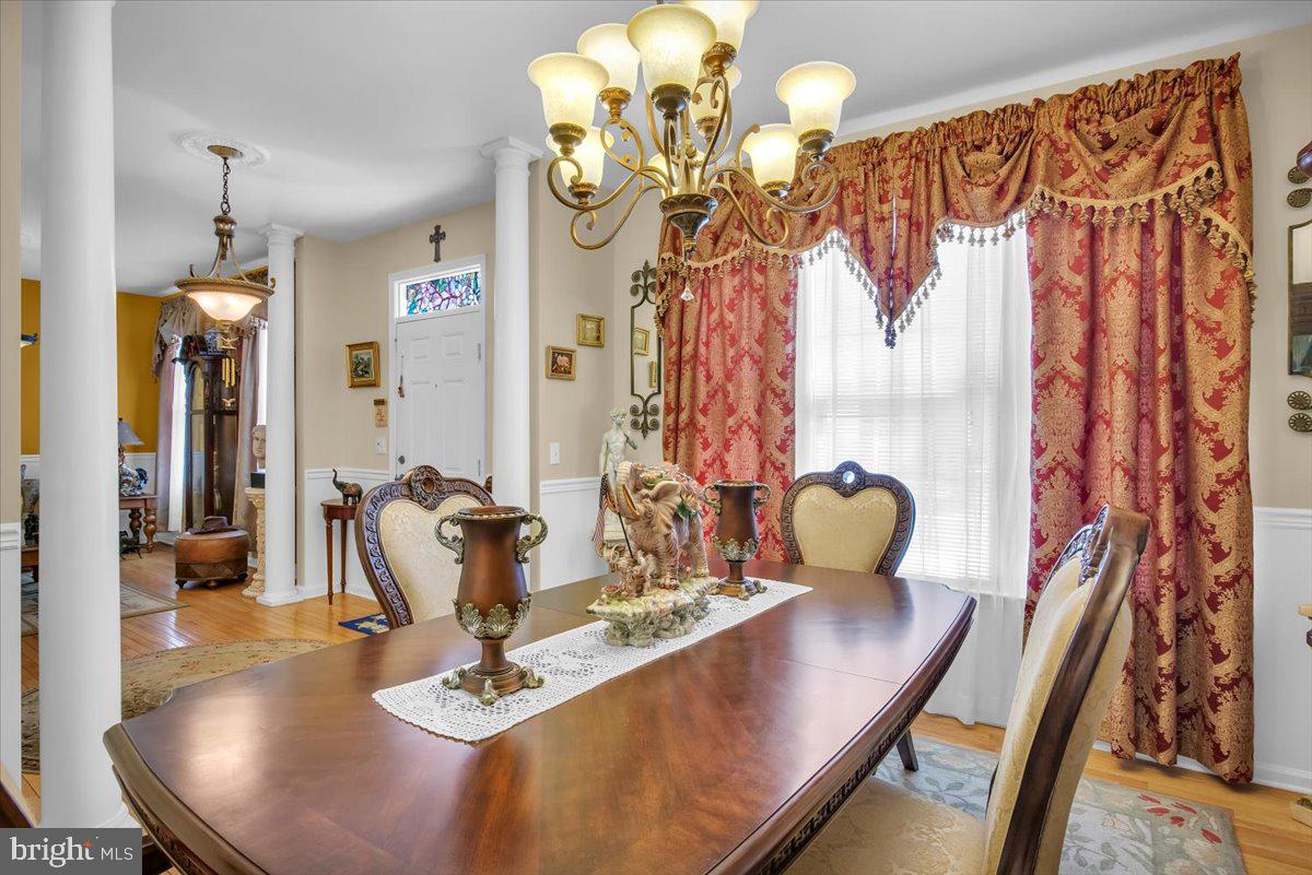 700 South Fairview Street Riverside, NJ 08075 - Photo 10 of 46 Dining Room