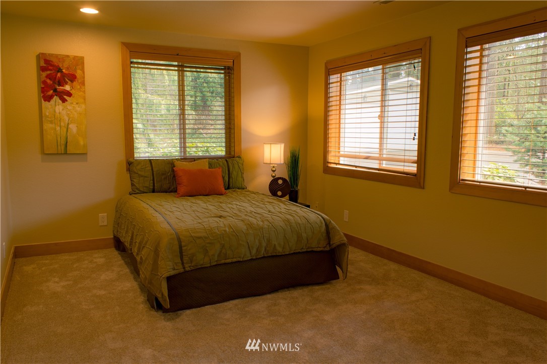 7225 Fairview Road Southwest Olympia, WA 98512 - Photo 14 of 24 Gallery Image 14