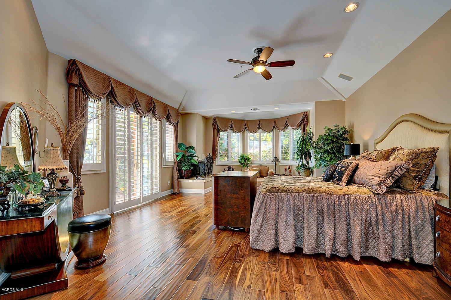 11186 Red Barn Road Camarillo, CA 93012 - Photo 29 of 41 a living room with furniture and a large window