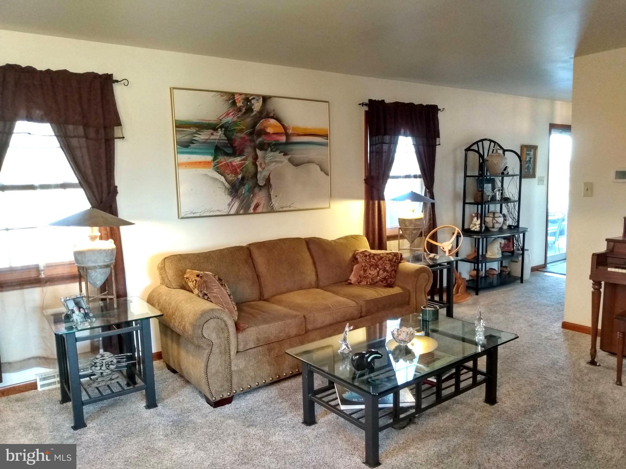 2428 Sollenberger Road Chambersburg, PA 17202 - Photo 7 of 41 Living Room