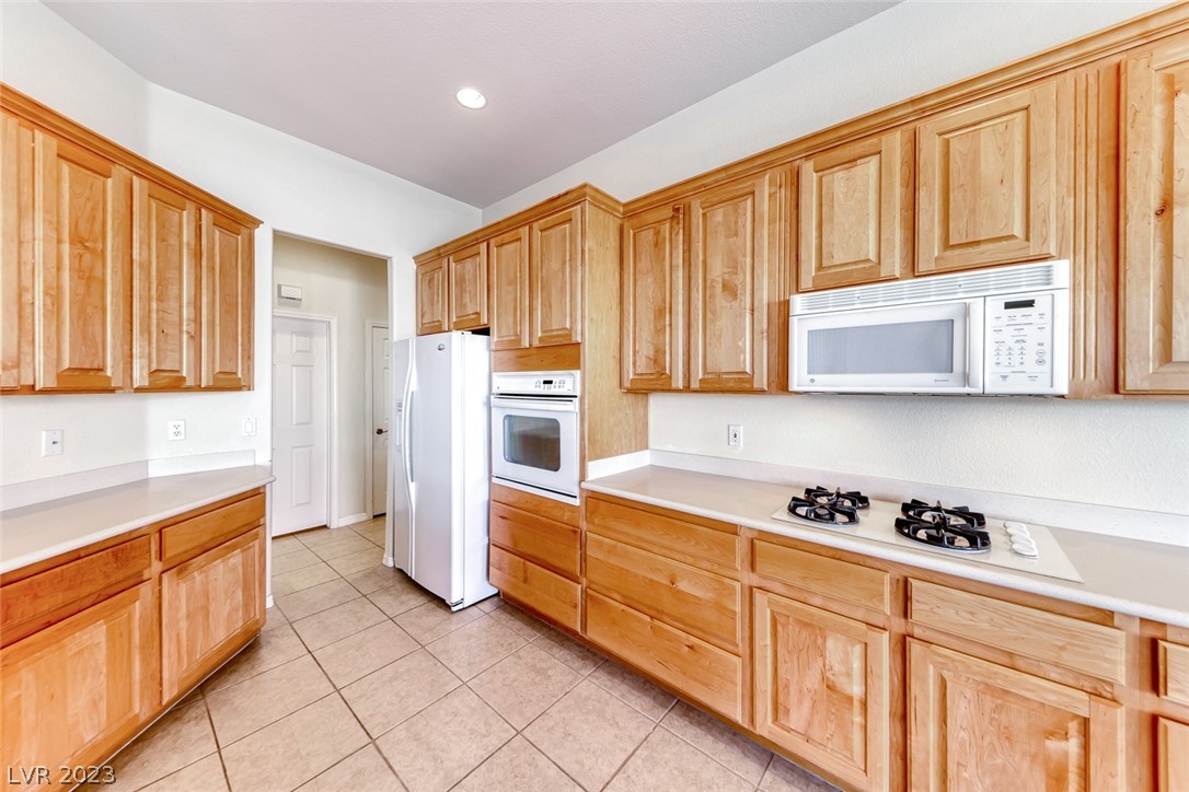 2280 Lyrical Road Henderson, NV 89052 - Photo 16 of 43