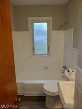 992 West Green Road Cleveland, OH 44121 - Photo 4 of 29