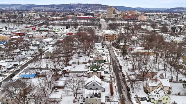 $174,900 | 20 Vine Street, Binghamton, NY 13903