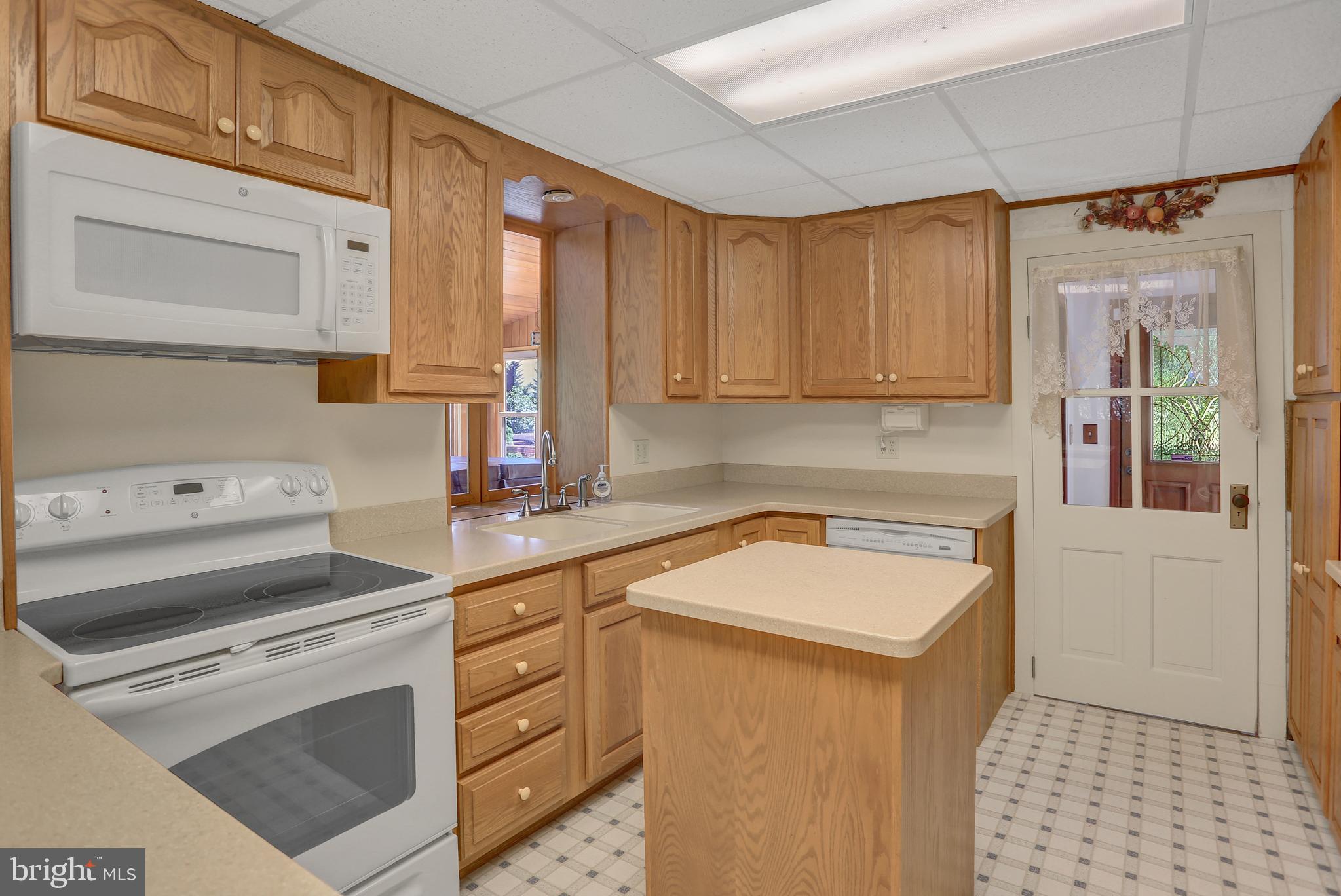 3879 Steltz Road New Freedom, PA 17349 - Photo 14 of 58