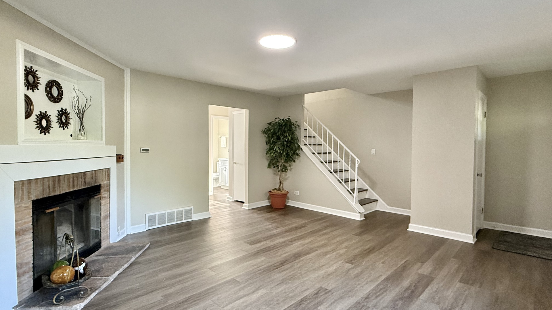 333 Cherry Valley Road Vernon Hills, IL 60061 - Photo 6 of 41