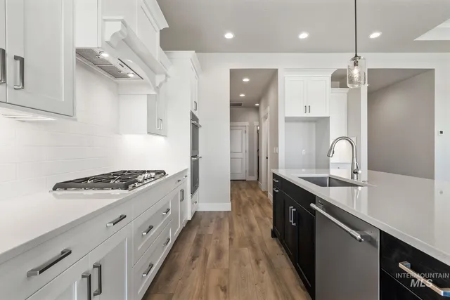 $724,900 | 385 South Strut Way, Boise, ID 83716