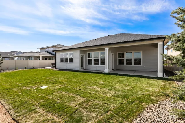 $724,900 | 385 South Strut Way, Boise, ID 83716