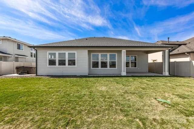 $724,900 | 385 South Strut Way, Boise, ID 83716