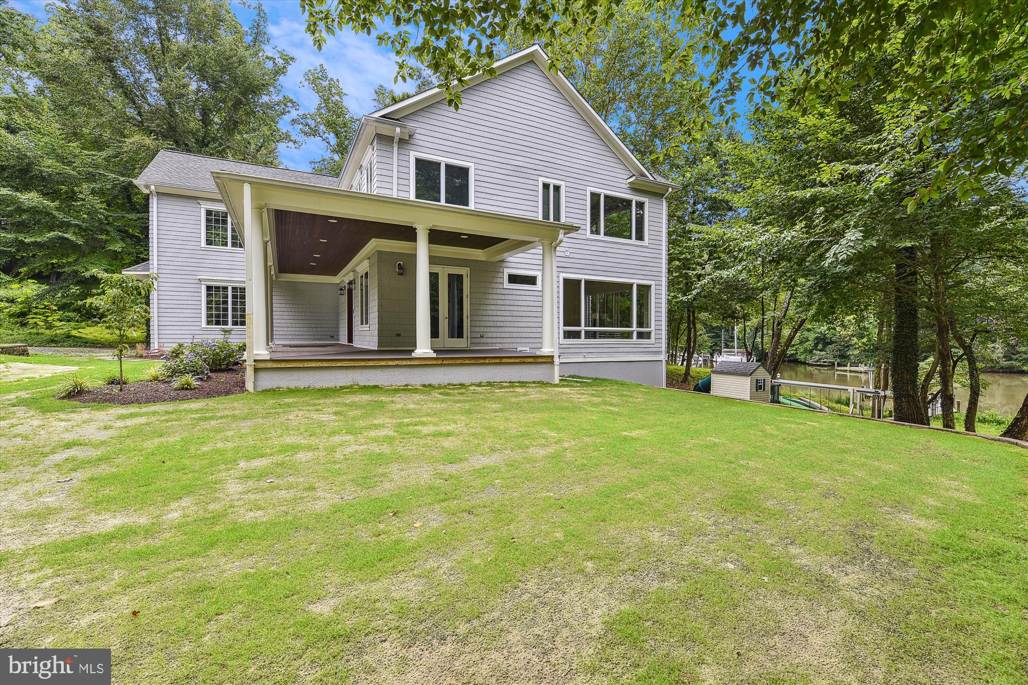 357 Forest Beach Road Annapolis, MD 21409 - Photo 59 of 91 Side yard