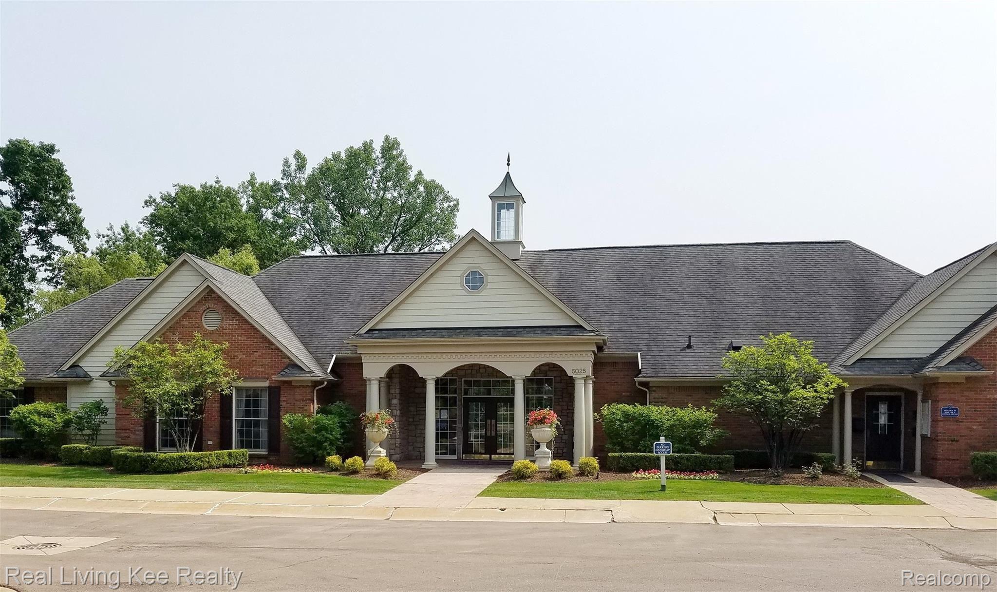 3577 Oakmonte Boulevard, Unit 62 Rochester, MI 48306 - Photo 19 of 23 Club House.jpg