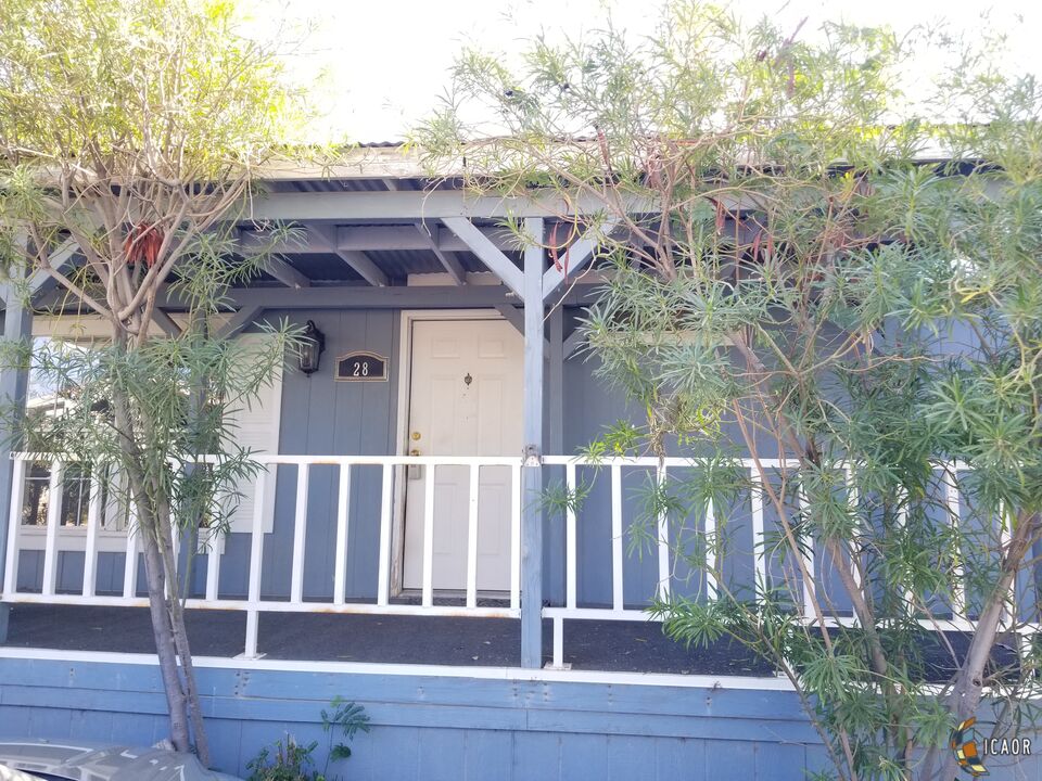 1601 Drew Road, Unit 28 El Centro, CA 92243 - Photo 2 of 16 Gallery Image 2