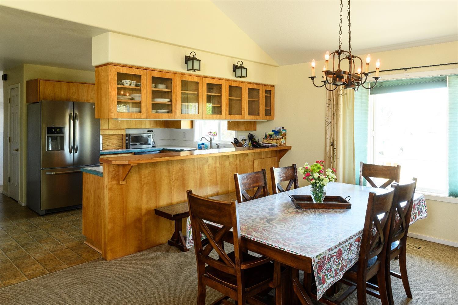 20250 Marsh Road Bend, OR 97703 - Photo 19 of 24 Additional Photo