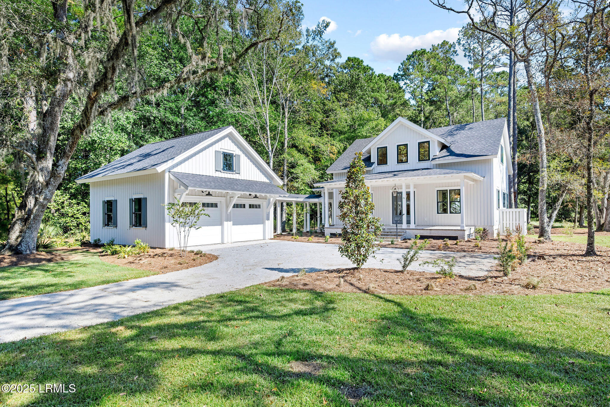26 Oldfield Village Road Bluffton, SC 29909 - Photo 4 of 56 3