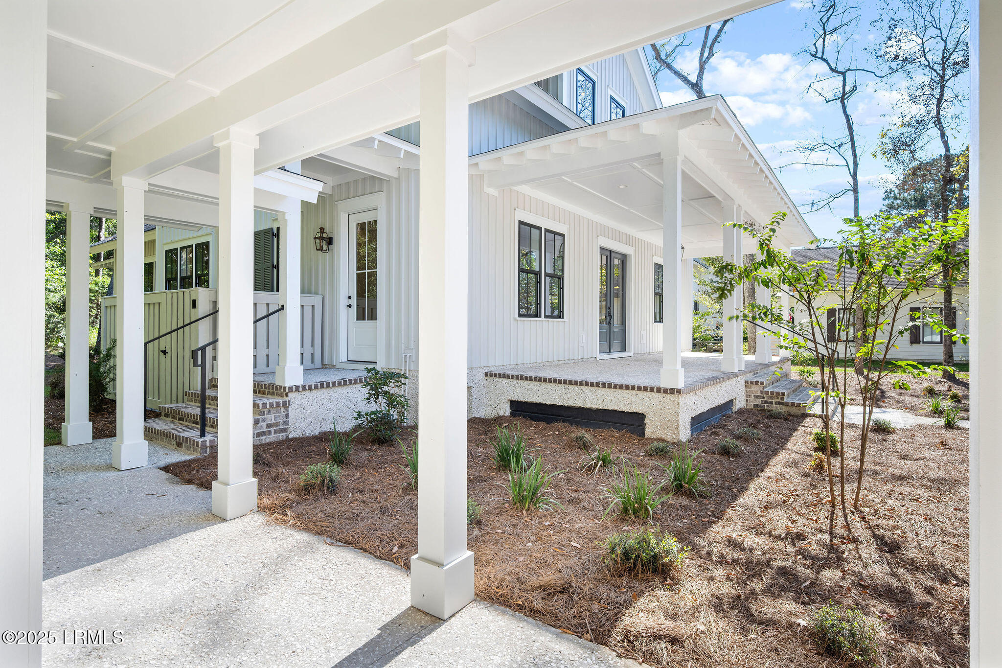 26 Oldfield Village Road Bluffton, SC 29909 - Photo 7 of 56 6
