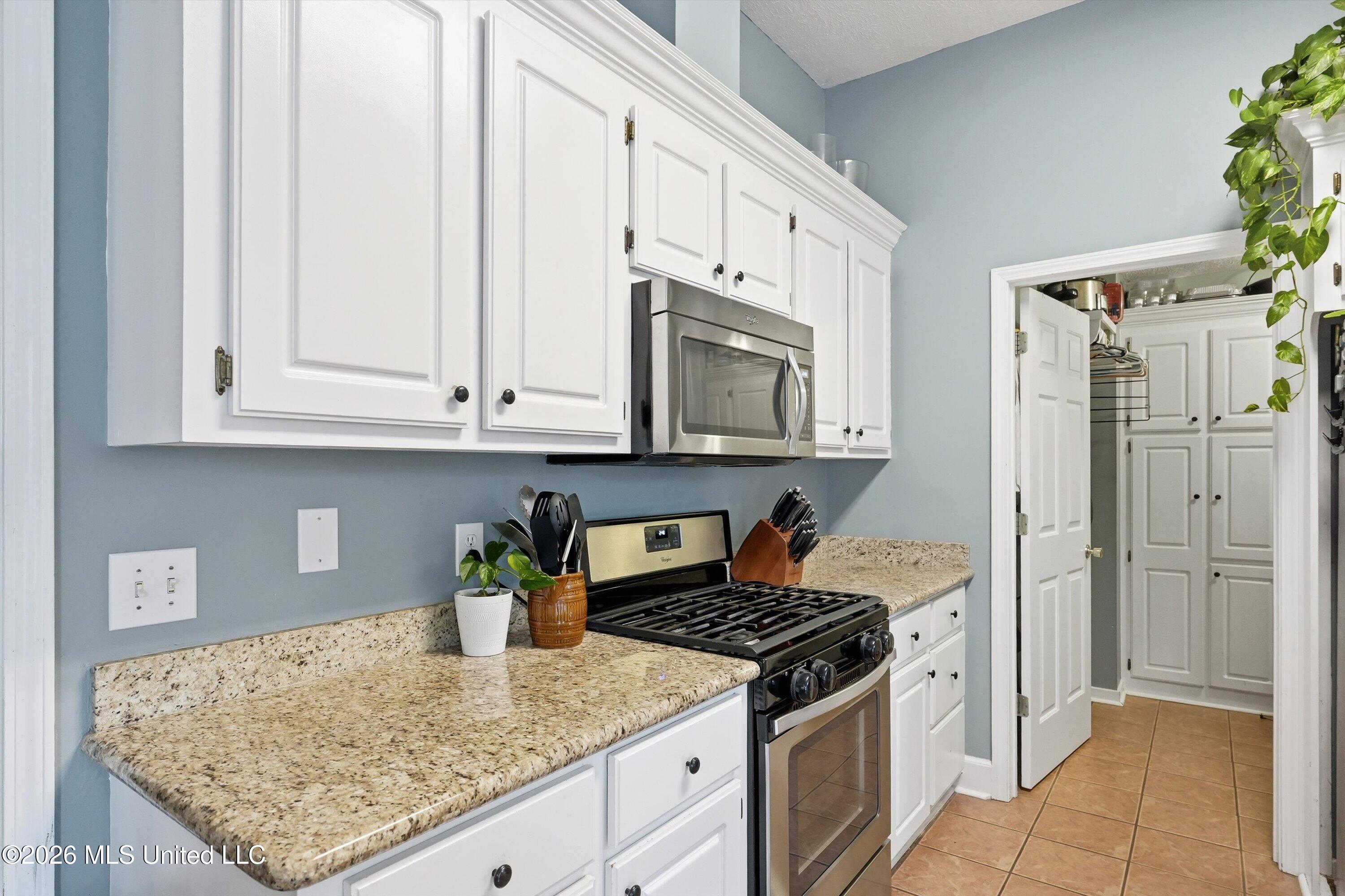 1308 Pecan Cove Brandon, MS 39042 - Photo 13 of 36 13-1308_Pecan_Cv_013