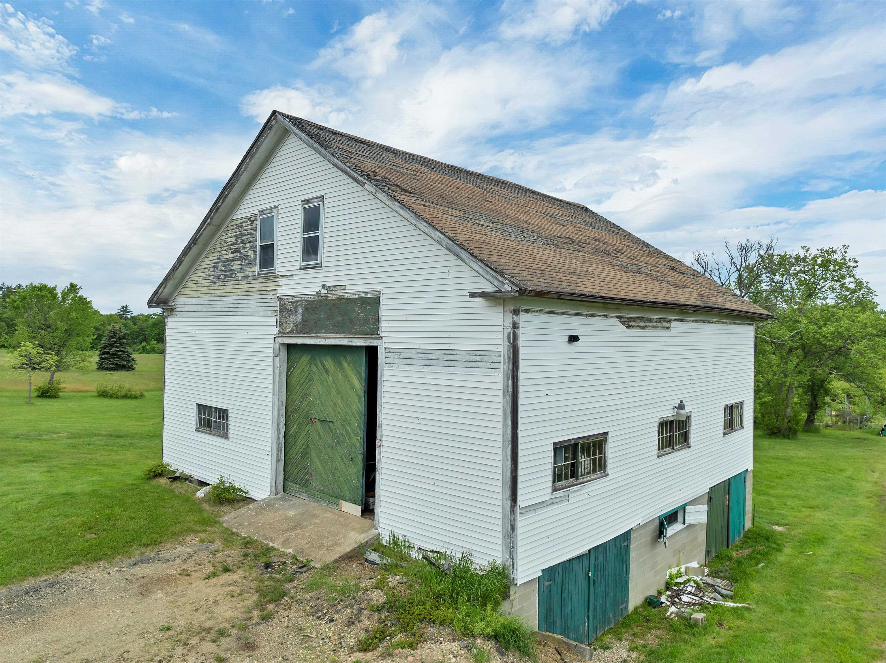 572 South Barnstead Road Barnstead, NH 03225 - Photo 8 of 28