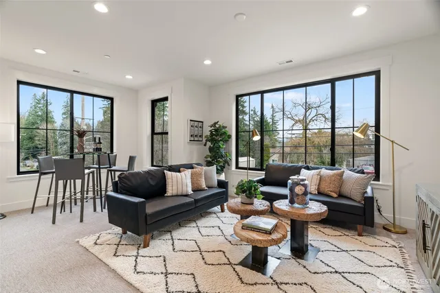 $3,199,900 | 7329 151st Avenue Northeast, Redmond, WA 98052