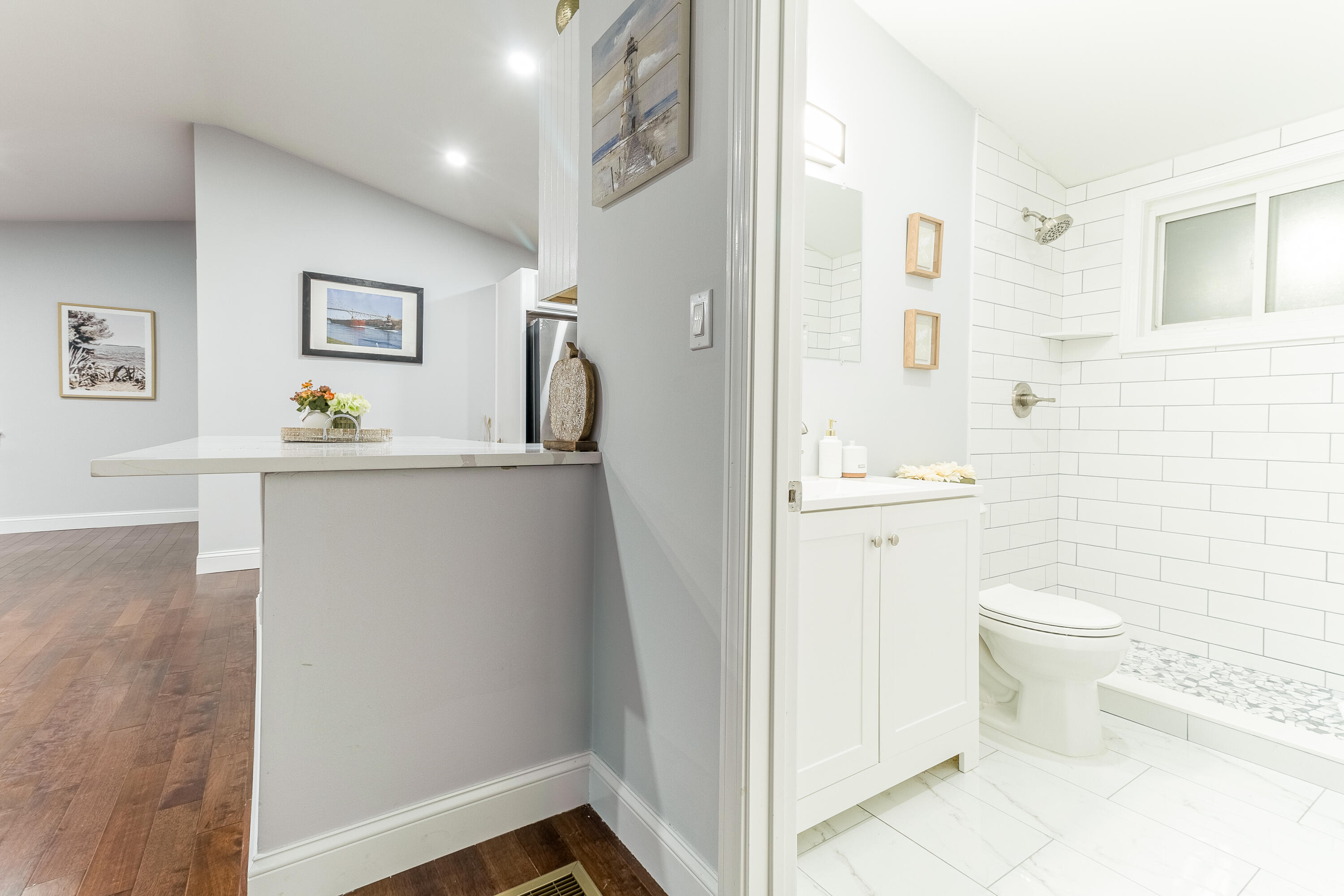 72 Glen Road Hyannis, MA 02601 - Photo 13 of 17 72 Glen-17